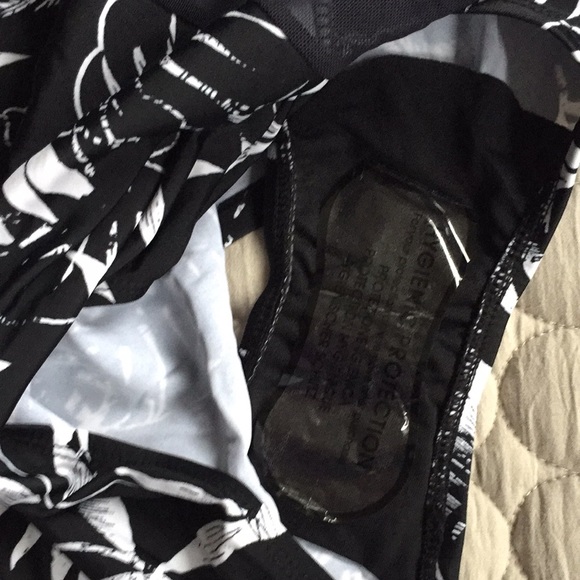 NWT Swimsuits for all one piece - Picture 9 of 11